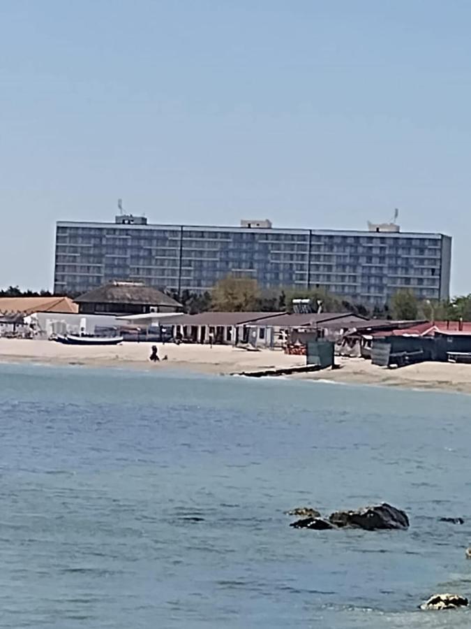 Blaxy Resort Stefi Cu Acces La Piscine Gratuit Douăzeci şi Trei August Esterno foto