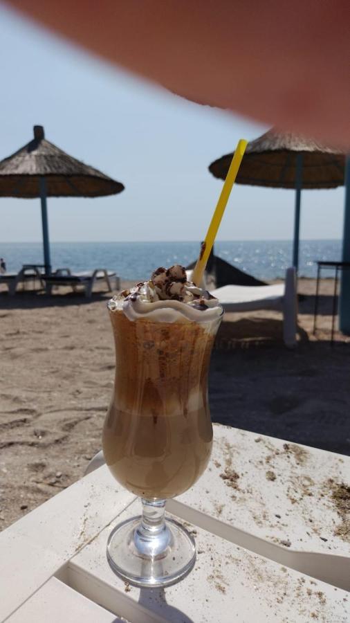 Blaxy Resort Stefi Cu Acces La Piscine Gratuit Douăzeci şi Trei August Esterno foto