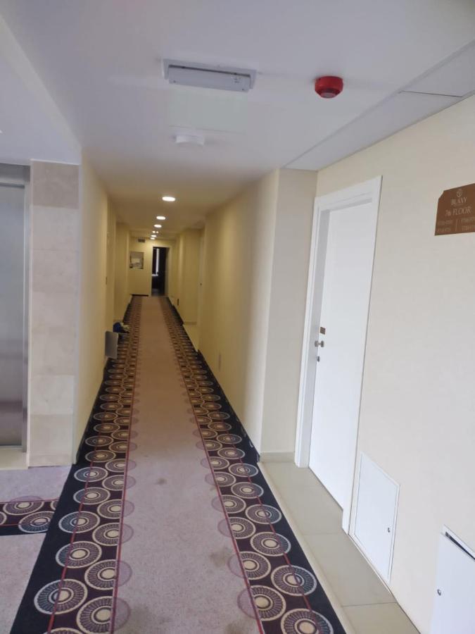 Blaxy Resort Stefi Cu Acces La Piscine Gratuit Douăzeci şi Trei August Esterno foto