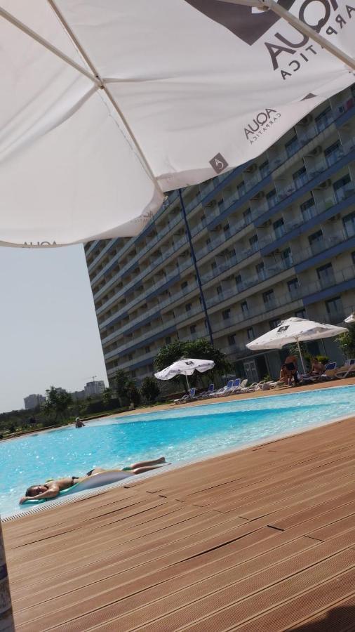 Blaxy Resort Stefi Cu Acces La Piscine Gratuit Douăzeci şi Trei August Esterno foto